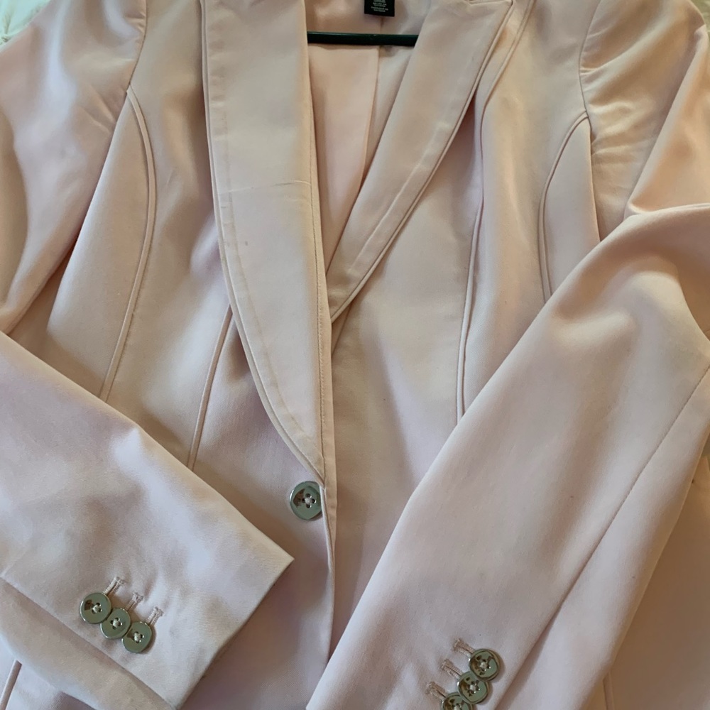 Pink jacket. - Picture 2 of 4
